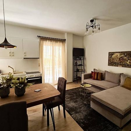 Modern Apt In The Heart Of Glyfada - Literally!! Athènes Extérieur photo
