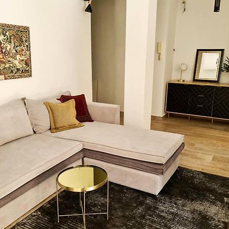 Modern Apt In The Heart Of Glyfada - Literally!! Athènes Extérieur photo