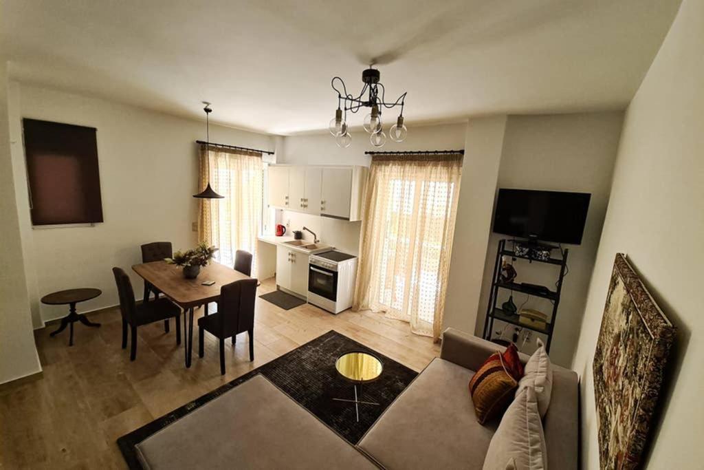 Modern Apt In The Heart Of Glyfada - Literally!! Athènes Extérieur photo